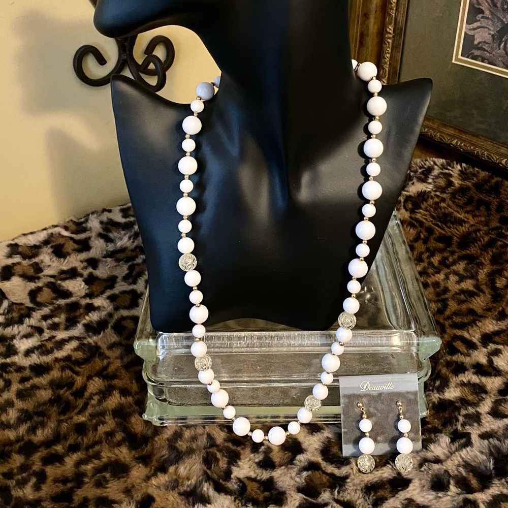Vintage Deauville earrings & necklace set